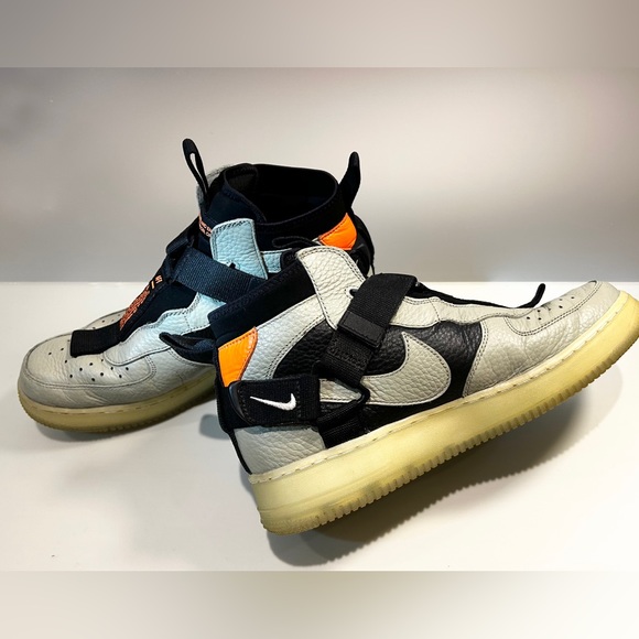 NIKE AIR FORCE 1 Utility sneakers - Picture 2 of 7